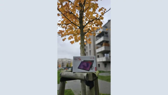 Facebook stranica Arbnora Elezi slavi svoj 7 rođendan i nagrađuje